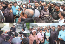 Satish Sharma visits Pahalgam, interacts with tourists, transporters; reviews facilities