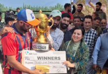 Sakeena Itoo witnesses Shaheed Wali Mohammad Itoo Cricket Tournament finale