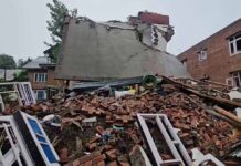 Houses of two LeT terrorists demolished in Anantnag