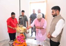 LG Sinha visits ancient Vichar Nag Shrine in Srinagar